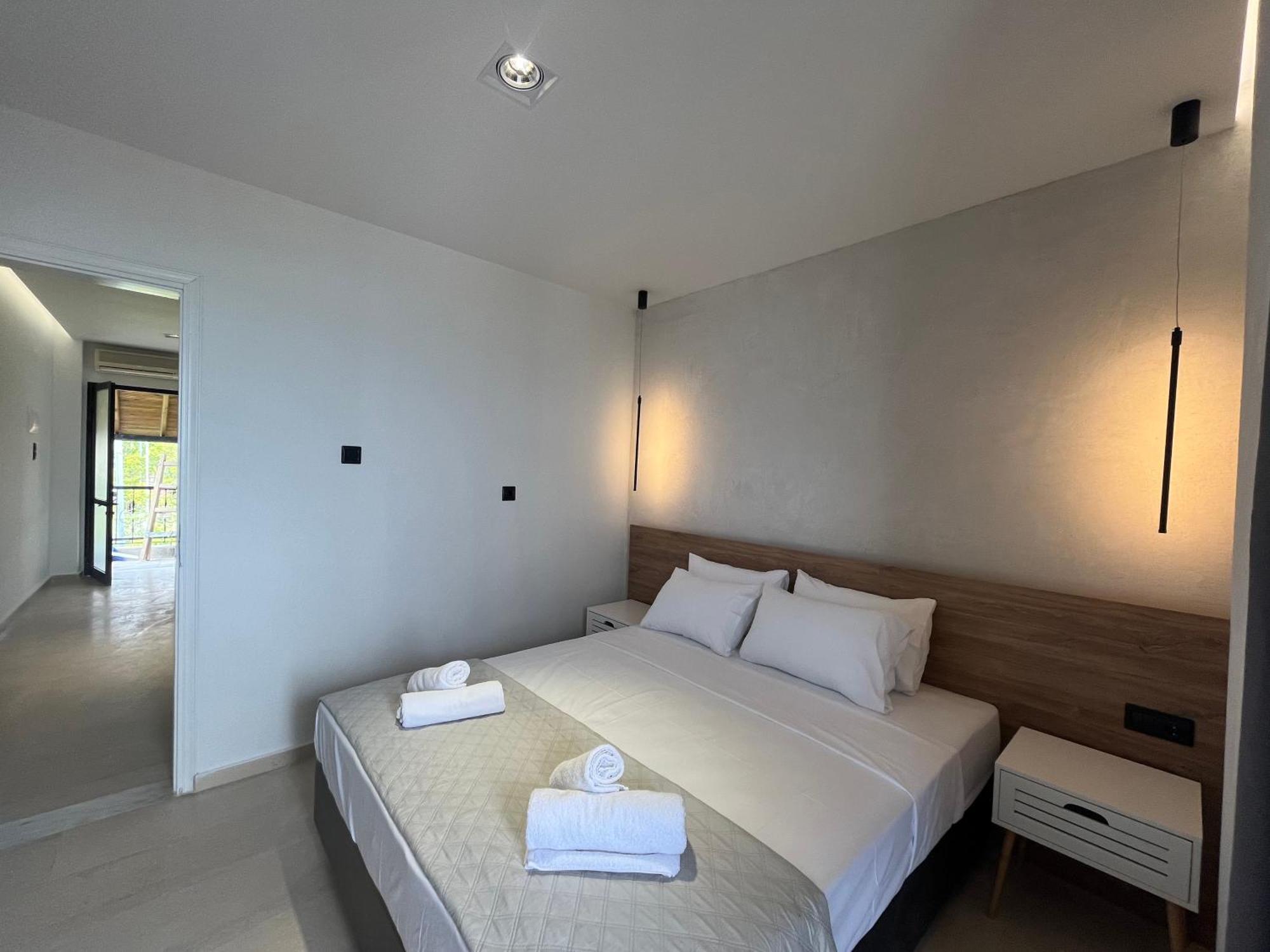 Appartamento Okkio Sea View Vergia Esterno foto