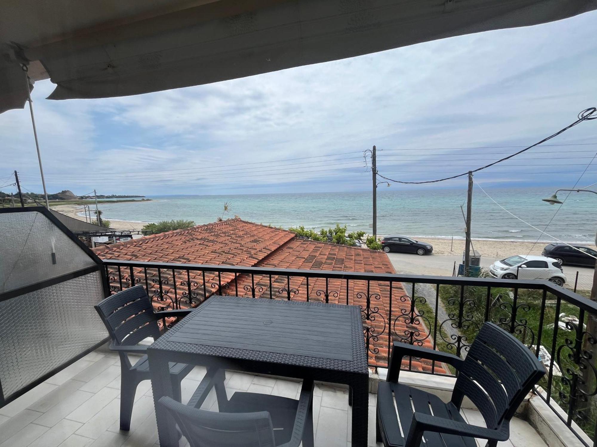 Appartamento Okkio Sea View Vergia Esterno foto